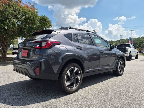 Used 2024 Subaru Crosstrek 2.5i Limited w/ Crosstrek Mirror Package AWD/4WD image 3