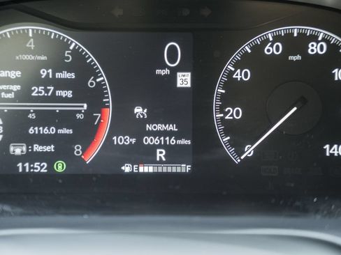 Certified 2025 Honda HR-V Sport image 38