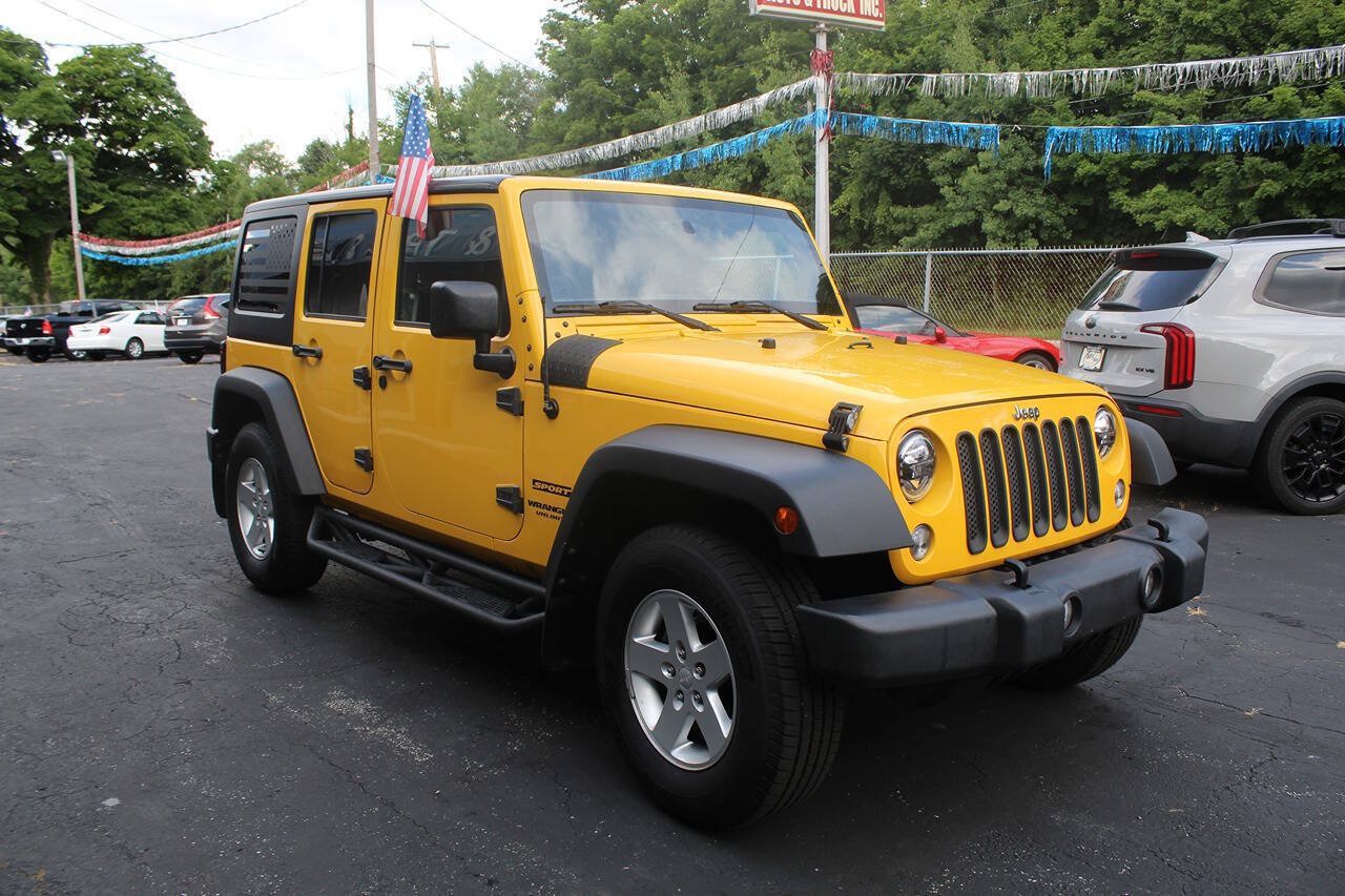 Used 2015 Jeep Wrangler Unlimited Sport w/ Quick Order Package 24S AWD/4WD image 8