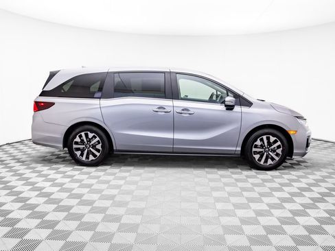 New 2026 Honda Odyssey EX-L image 7