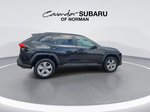Used 2025 Toyota RAV4 XLE FWD image 9
