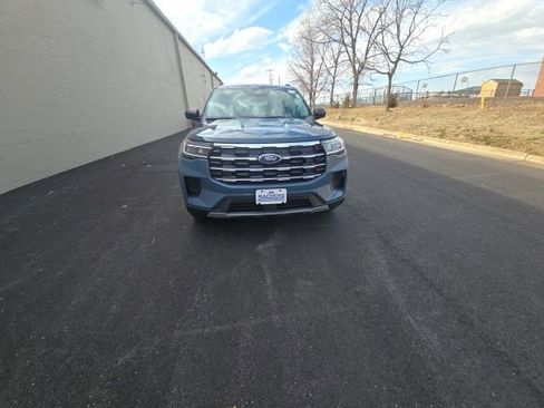 New 2026 Ford Explorer Active image 8