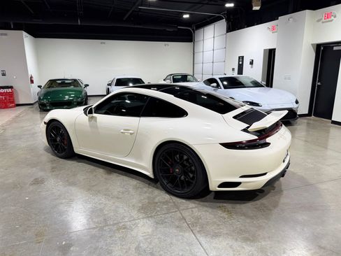 Used 2019 Porsche 911 Carrera 4 GTS image 15