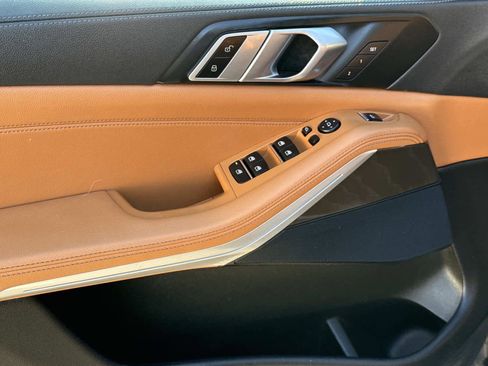 Used 2022 BMW X5 xDrive40i w/ Premium Package image 27