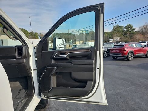 Used 2024 Chevrolet Silverado 2500 LT image 23