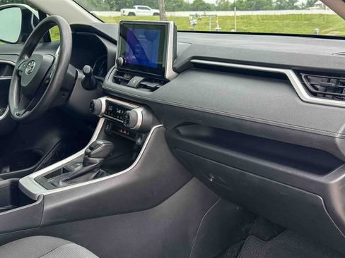 Certified 2024 Toyota RAV4 XLE FWD image 21