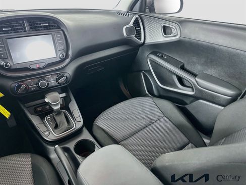 Certified 2022 Kia Soul LX FWD image 21