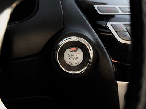 Used 2019 INFINITI QX60 Luxe w/ Essential Package image 31