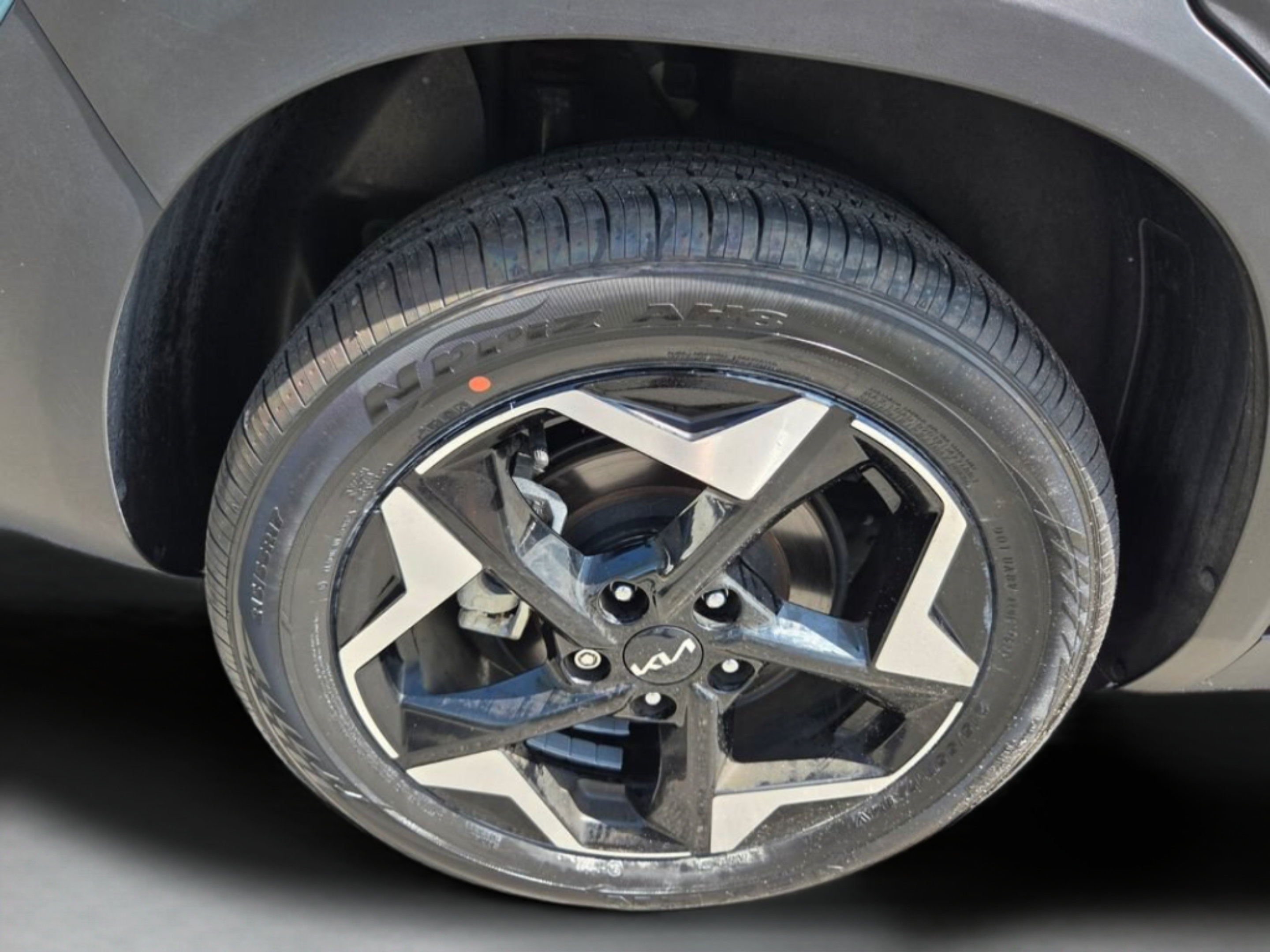 Certified 2024 Kia Seltos EX AWD/4WD image 18