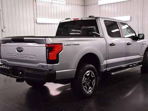 Used 2023 Ford F150 Lightning Pro image 8