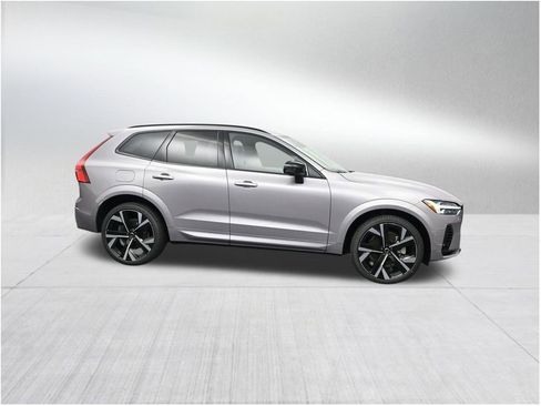 New 2026 Volvo XC60 T8 Ultra AWD/4WD image 6