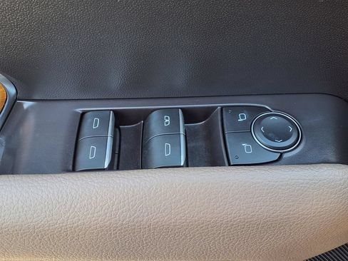 Certified 2026 GMC Canyon Denali AWD/4WD image 11