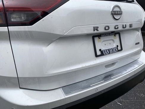 New 2026 Nissan Rogue SV w/ Cold Weather Package image 33