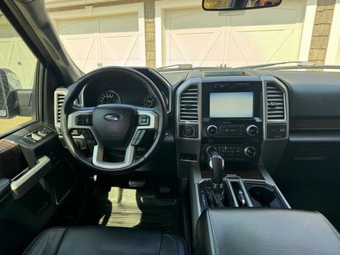 Used 2015 Ford F150 Lariat w/ Equipment Group 502A Luxury image 15