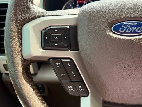 Used 2022 Ford F250 King Ranch w/ King Ranch Ultimate Package AWD/4WD image 22