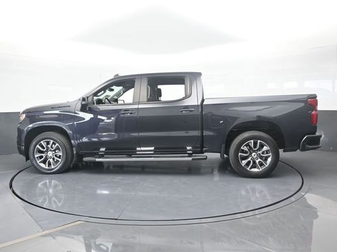 Used 2022 Chevrolet Silverado 1500 RST image 3