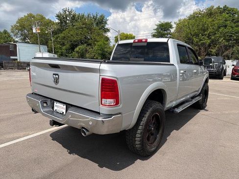 Used 2015 RAM 1500 Laramie AWD/4WD image 2