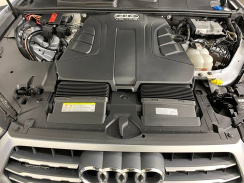 Used 2019 Audi Q7 3.0T Premium Plus AWD/4WD image 11