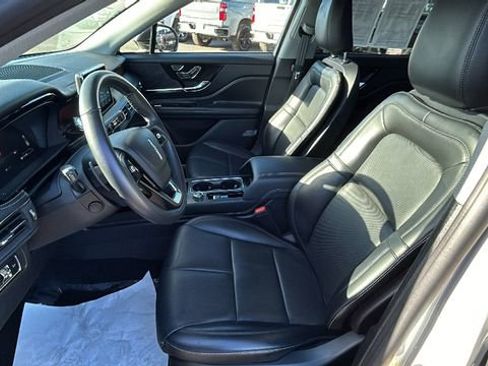 Used 2022 Lincoln Corsair Reserve image 17