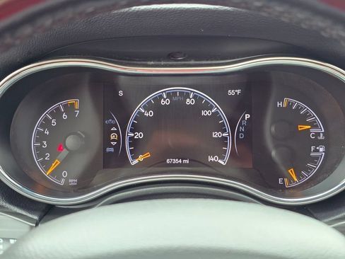 Used 2021 Jeep Grand Cherokee Limited AWD/4WD image 23