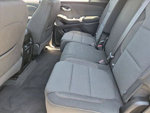 Used 2020 Chevrolet Traverse LS FWD image 16