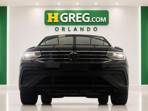 Used 2022 Volkswagen Tiguan SE FWD image 7