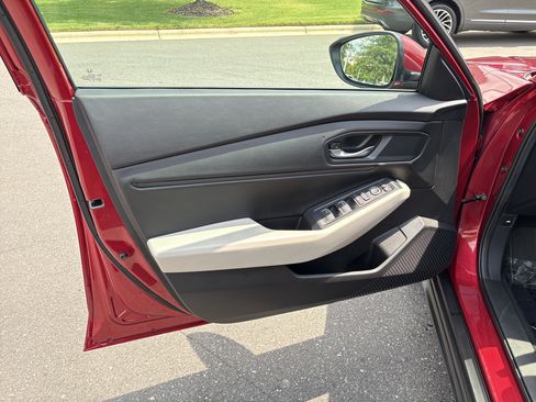 Used 2024 Honda Accord EX image 15