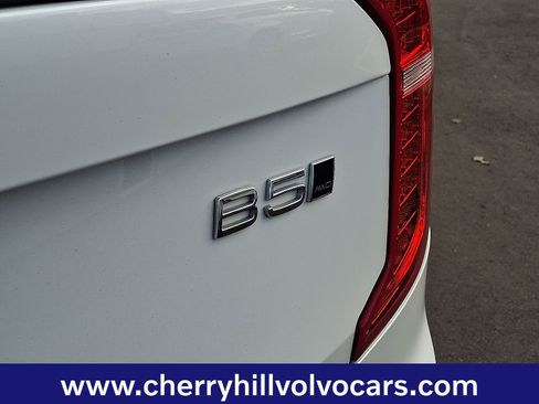 Certified 2024 Volvo XC90 B5 Plus w/ Protection Package Premier image 31