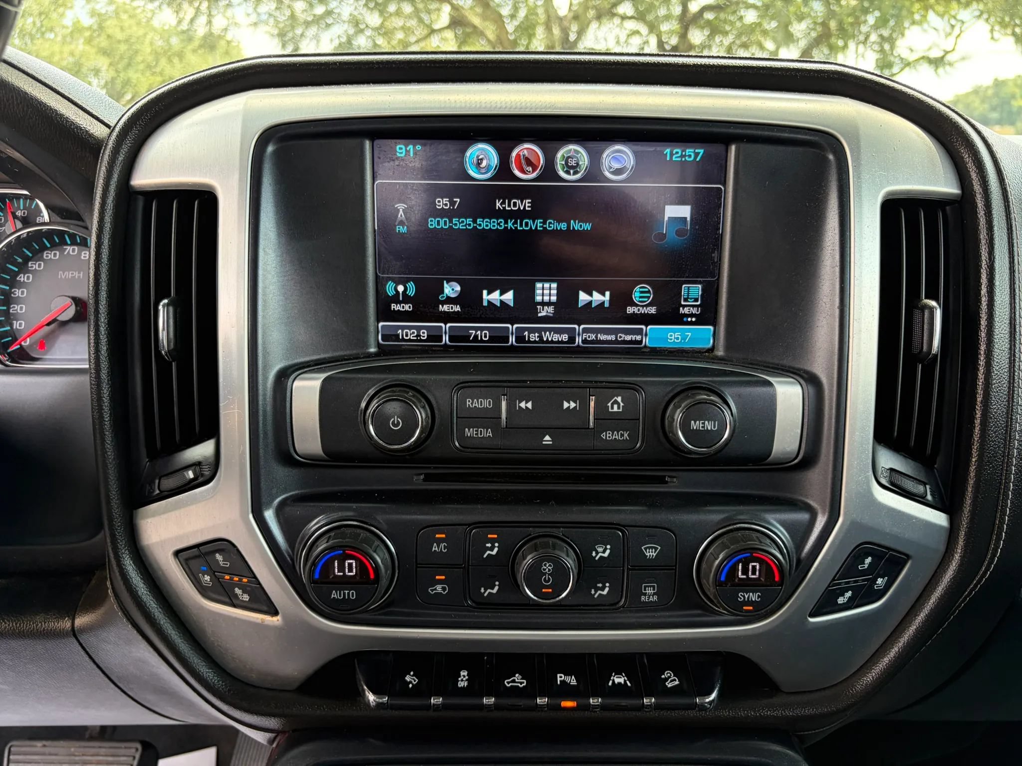 Used 2018 GMC Sierra 1500 SLT w/ Texas SLT Premium Package AWD/4WD image 25