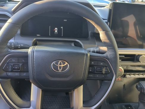 Used 2024 Toyota Tacoma TRD Sport image 11