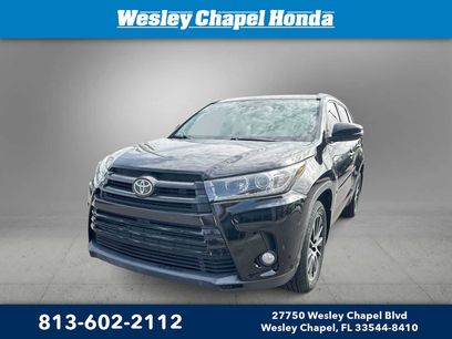 Used 2018 Toyota Highlander SE