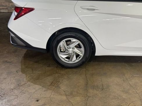 New 2026 Hyundai Elantra SE w/ Cargo Package FWD image 3