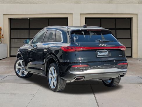 New 2025 Audi Q5 Premium Plus image 3