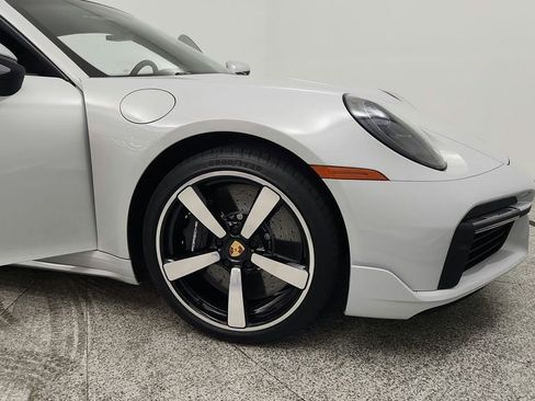 Used 2024 Porsche 911 Turbo S w/ 911 Turbo Sportdesign Package image 31