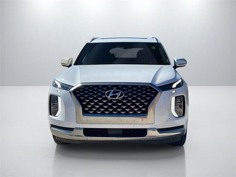Used 2022 Hyundai Palisade Calligraphy image 2