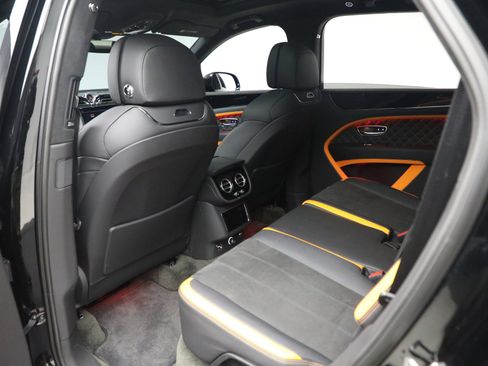 Used 2023 Bentley Bentayga Speed image 22
