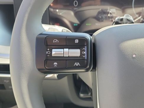New 2026 Hyundai Ioniq 9 SEL image 5