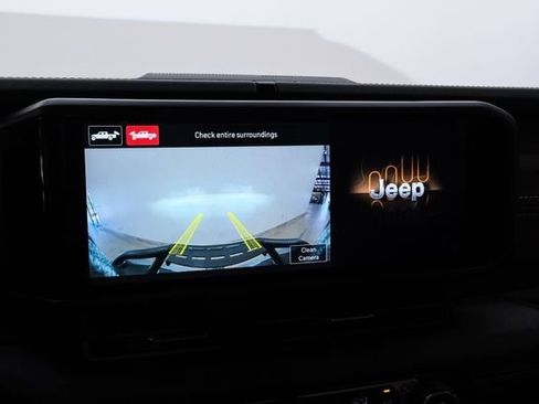 Used 2025 Jeep Gladiator Rubicon w/ Safety Group image 73