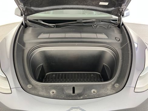 Used 2023 Tesla Model Y Long Range image 26