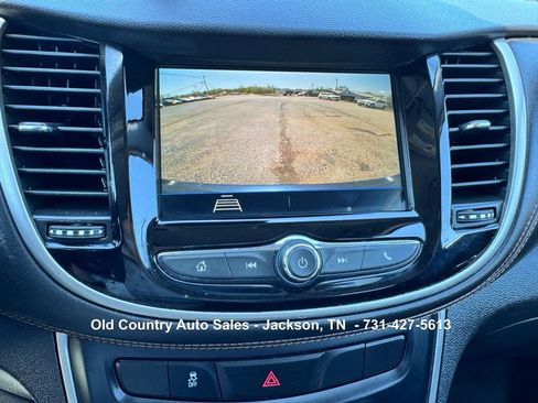 Used 2019 Chevrolet Trax LS image 26