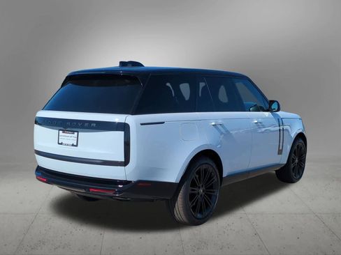 New 2025 Land Rover Range Rover SE image 6