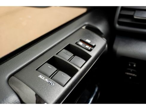 Used 2021 Toyota 4Runner Venture w/ Moonroof Package AWD/4WD image 29