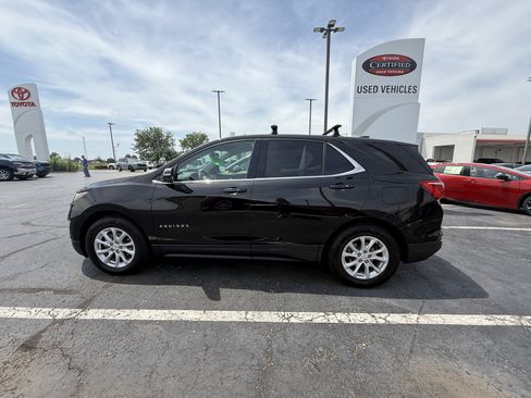 Used 2018 Chevrolet Equinox LT FWD image 11