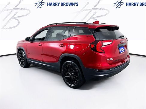 Used 2024 GMC Terrain SLT w/ Infotainment Package II image 30