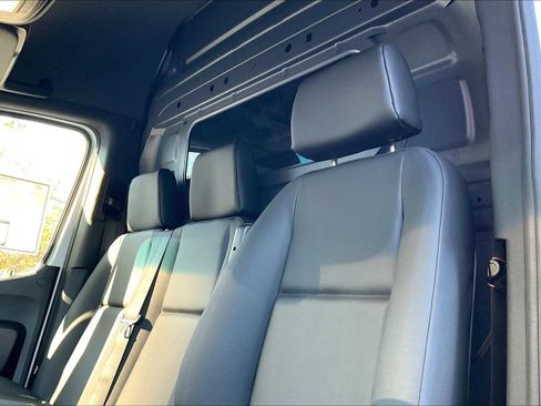 New 2025 Mercedes-Benz Sprinter 2500 image 12