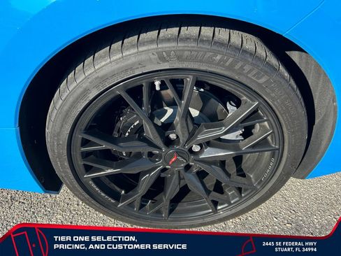 Used 2025 Chevrolet Corvette Stingray Convertible w/ 1LT RWD image 9