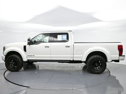 Used 2020 Ford F250 Platinum w/ FX4 Off-Road Package image 4