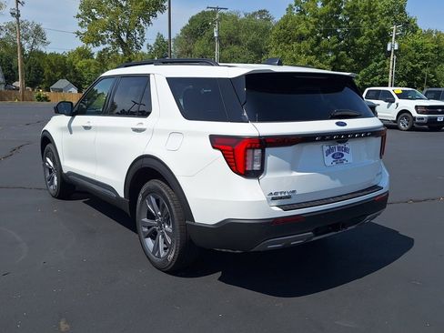 New 2025 Ford Explorer Active w/ Active Comfort Package image 28