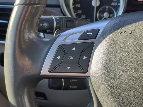 Used 2015 Mercedes-Benz ML 350 4MATIC image 19