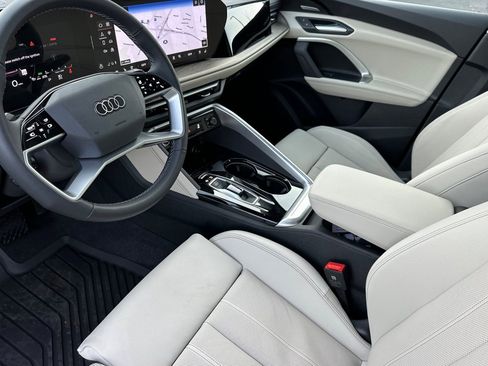 New 2025 Audi Q5 Premium Plus image 9